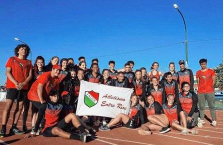 La villaguayense Victoria Zanolli fue la gran figura de la delegacin entrerriana que logr doce medallas en el Nacional U18 de Atletismo