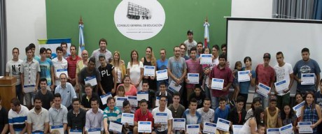 La provincia trabaja en empleo, deportes y concientizacin en seguridad vial para los jvenes
