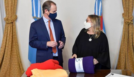 La provincia lleva entregadas ms de 15.000 frazadas para asistir a entrerrianas y entrerrianos