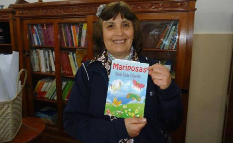 El cuento La abeja Filomena, del libro Mariposas, de Gloria Luca Amoroto,  sali premiado en un concurso realizado por una radio de Buenos Aires