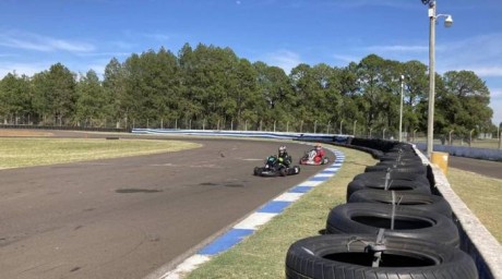 Primera fecha del Karting concordiense: El piloto de Villaguay Felipe Beade ganó la final escuela