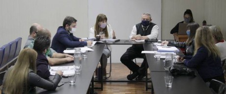 El gobierno contina la mesa sectorial de condiciones laborales con los gremios estatales
