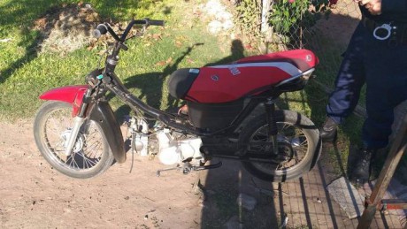 Recuperan una moto robada el lunes pasado