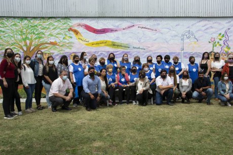 La provincia acompa la inauguracin de un mural colectivo que promueve los derechos de la ancianidad