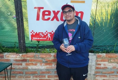 Pedro Segovia se adjudicó la Copa Texom de tenis