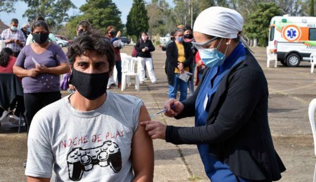 Continan los operativos de vacunacin a docentes en distintos puntos del territorio entrerriano